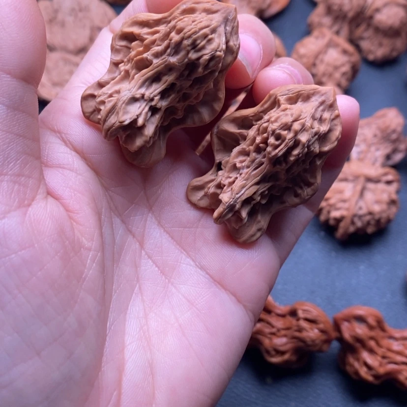 【闪购商品】文玩核桃吊坠菜****
