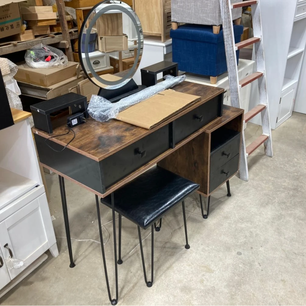 梳妆台铁艺腿创意梳妆台