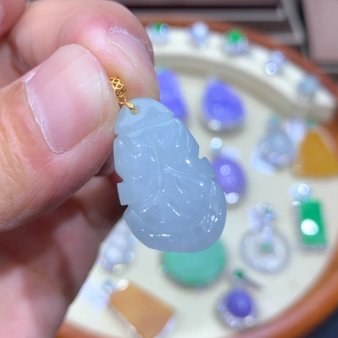 【闪购商品】翡翠颈饰未镶嵌