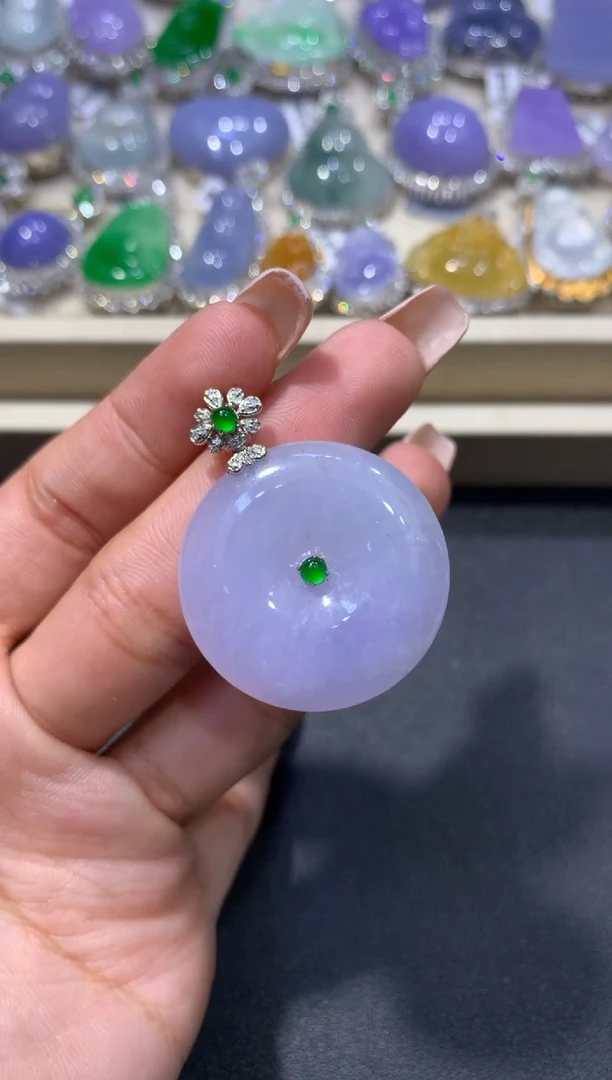 【闪购商品】翡翠颈饰18K金镶嵌缅甸翡翠吊坠