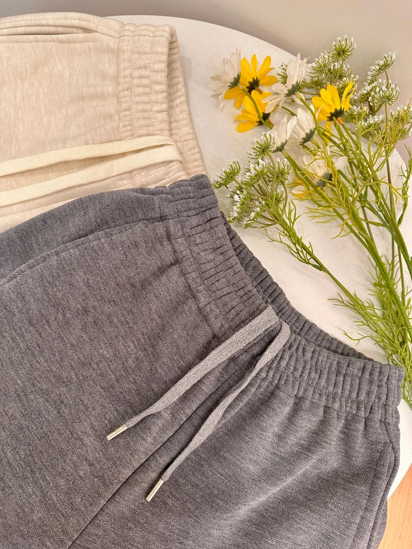 【加厚卫裤】 高腰 时尚 百搭 休闲 冬季 宽松 两穿 加绒加厚卫裤