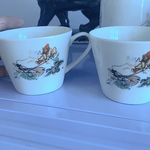 村里收的，摆件。。。。。