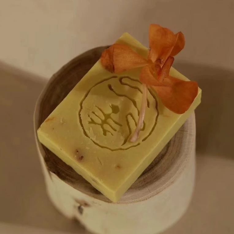 银针苦橙皂（洁面沐浴皂110g）