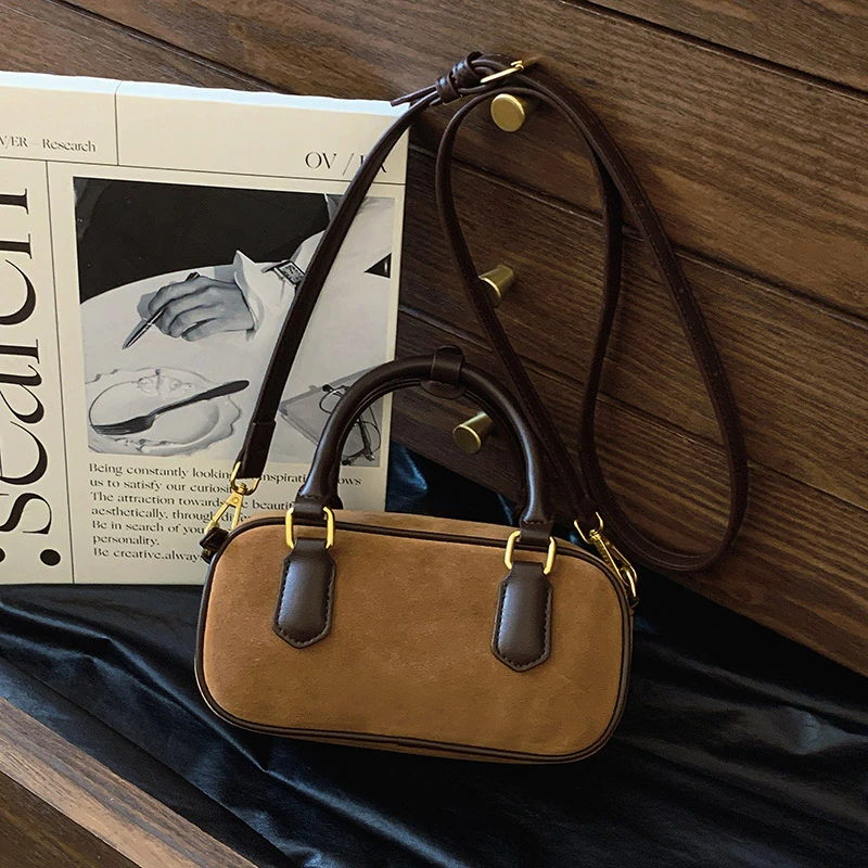 秋冬爆款保龄球包复古手提包斜挎包美拉德枕头包休闲小挎包10769