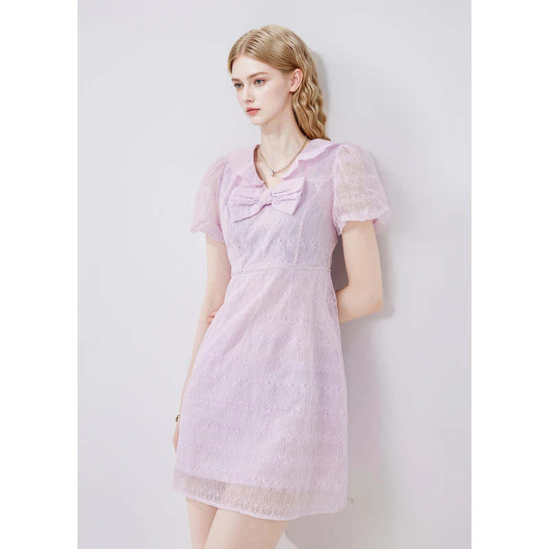 missCOCOON收腰A摆裙夏新款女装绣花V领压褶木耳领连衣裙