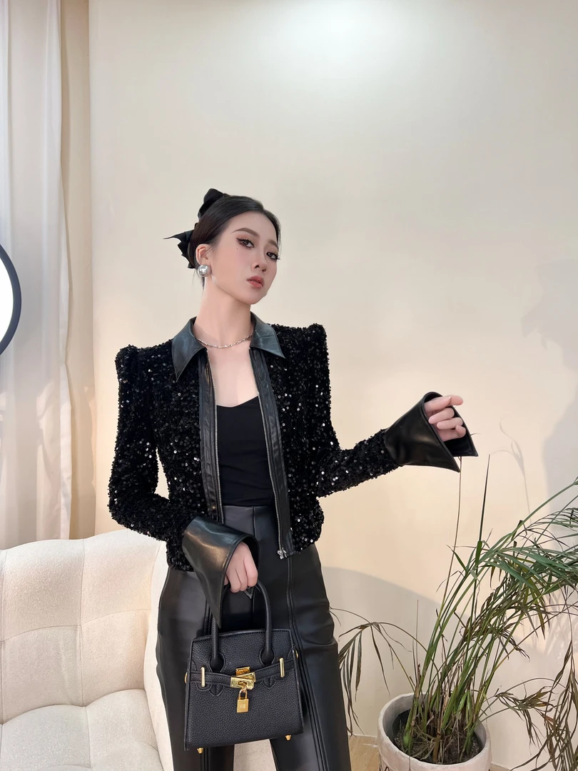 设计师秋季新款上衣显瘦复古外穿修身显瘦设计感91673