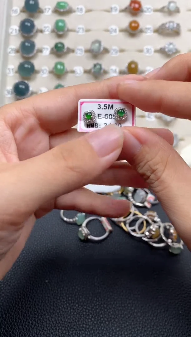 【闪购商品】翡翠戒指银S925镶嵌11111