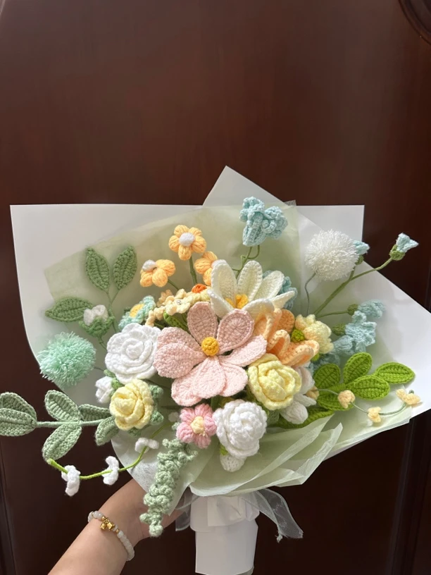 小清新氛围感钩织手工花束私人订制小众高级感送朋友闺蜜永生花