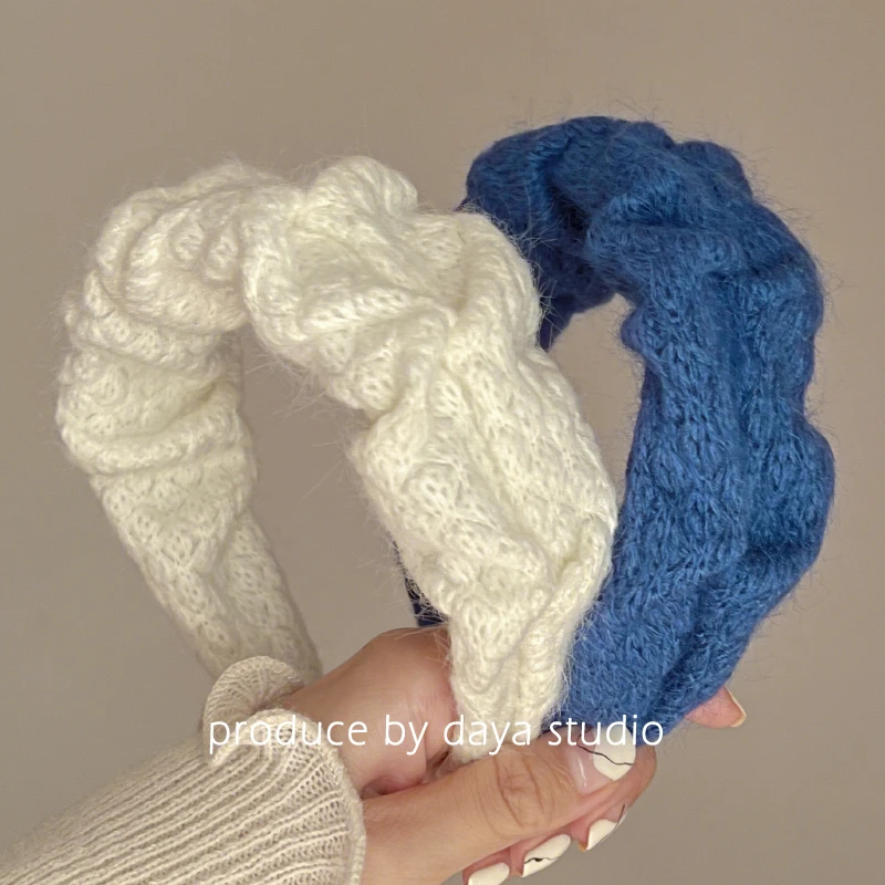 软糯的冬日 增颅顶褶皱毛线宽边发箍 高级感设计温柔复古法式头箍