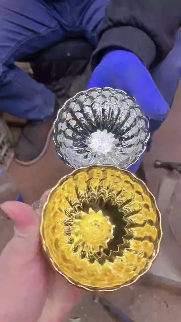 【闪购商品】陶瓷金莲花银莲花对杯（两只装）