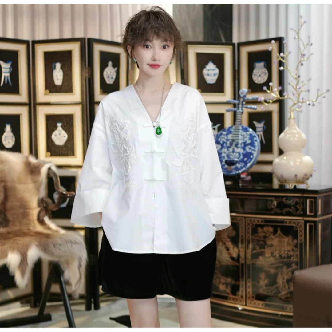Betty Bairn【禅意】高端定制刺绣钉珠衬衫上衣24B-BW6017