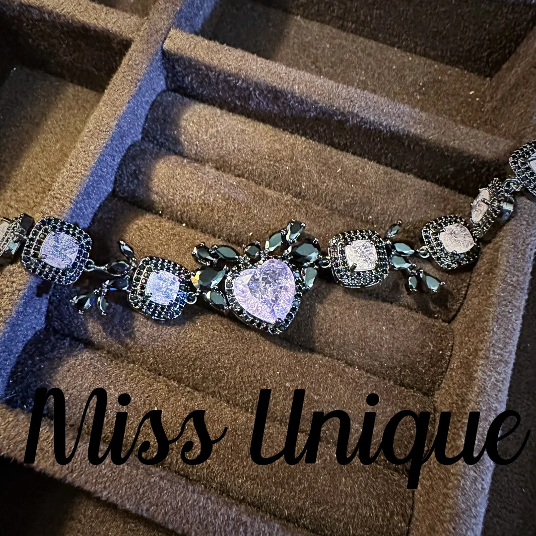 D2010黑粉方糖冰裂手链