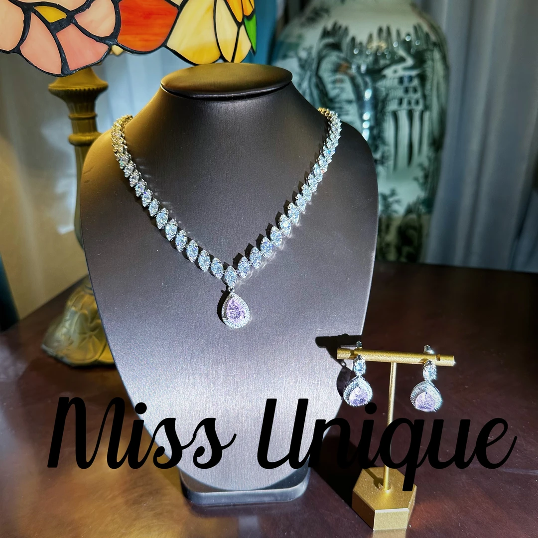 E8264苏富比粉色冰裂水滴项链套装