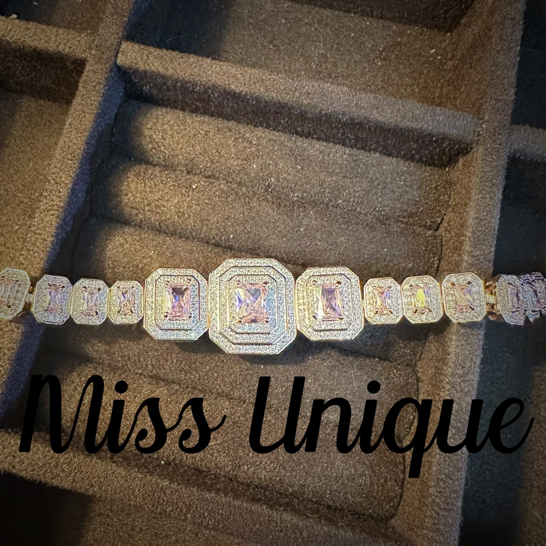 D2029粉色大小方糖手链