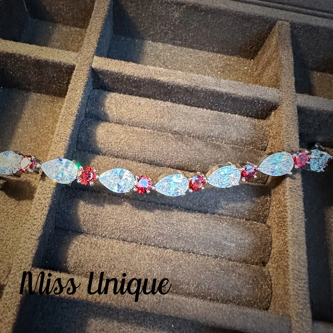 D2154白水滴红圆手链