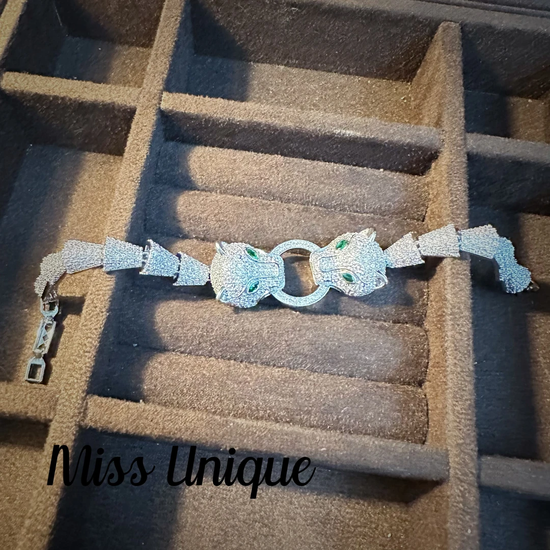 D2180银色豹子拼接扇子手链