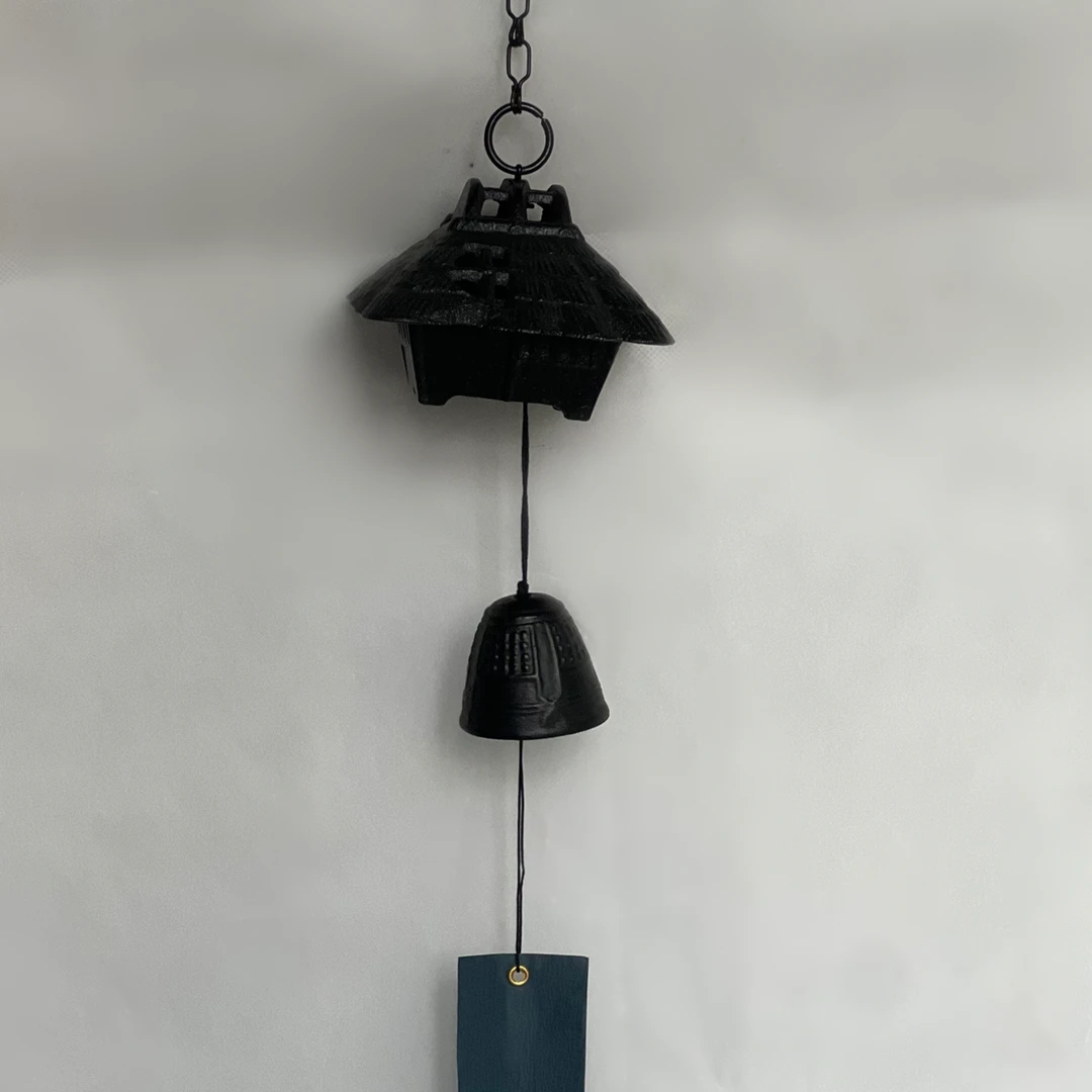 日本原产岩铸铸铁黑色小屋型风铃27006