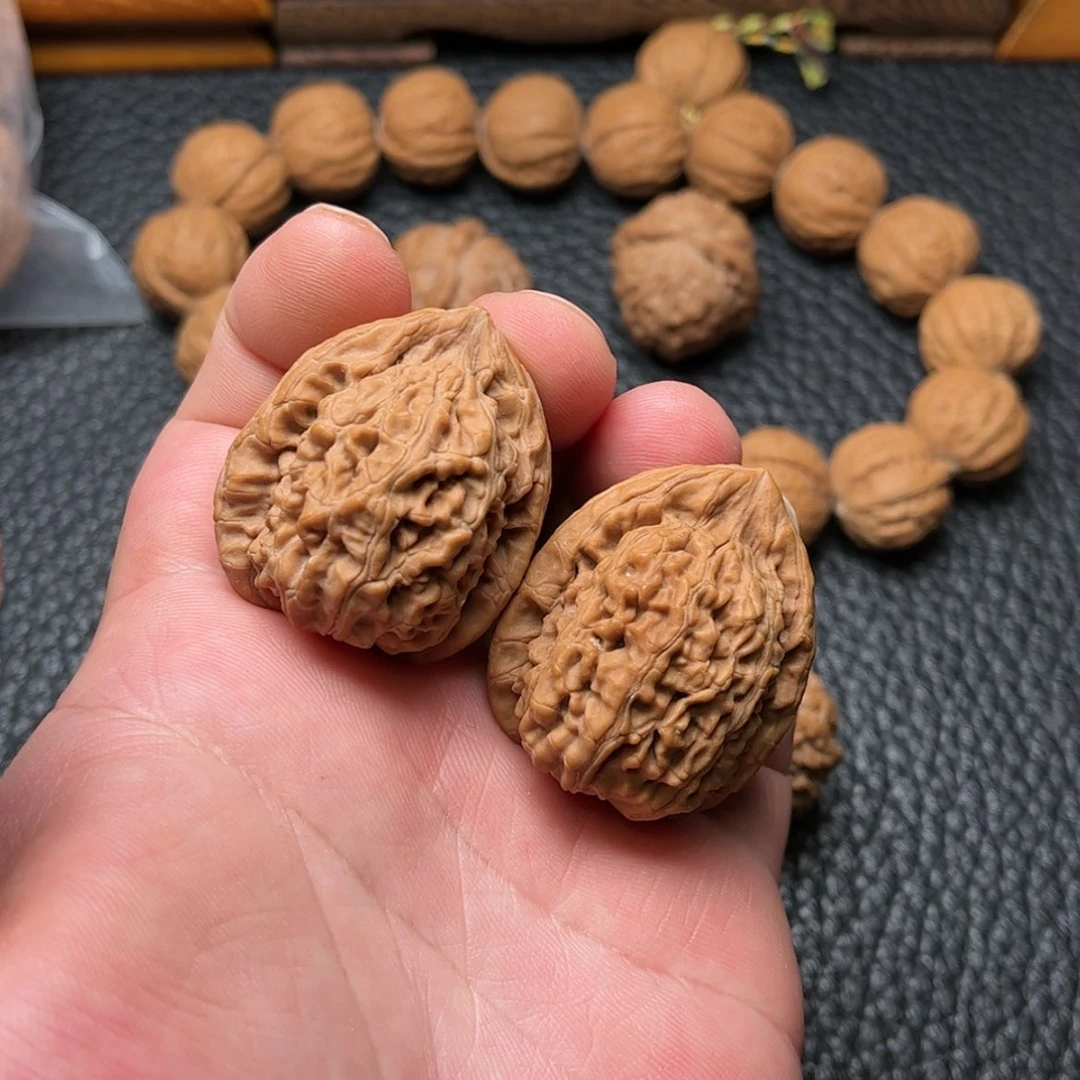 【闪购商品】文玩核桃吊坠杨*哈