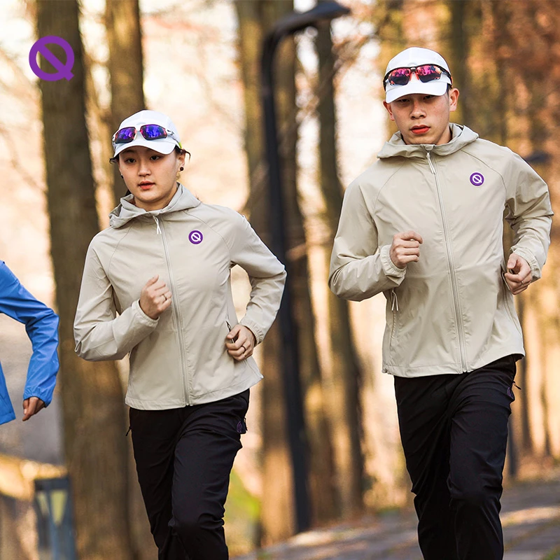 轻功跑步风衣户外跑步骑行运动防风运动外套跑步外套连帽防泼水