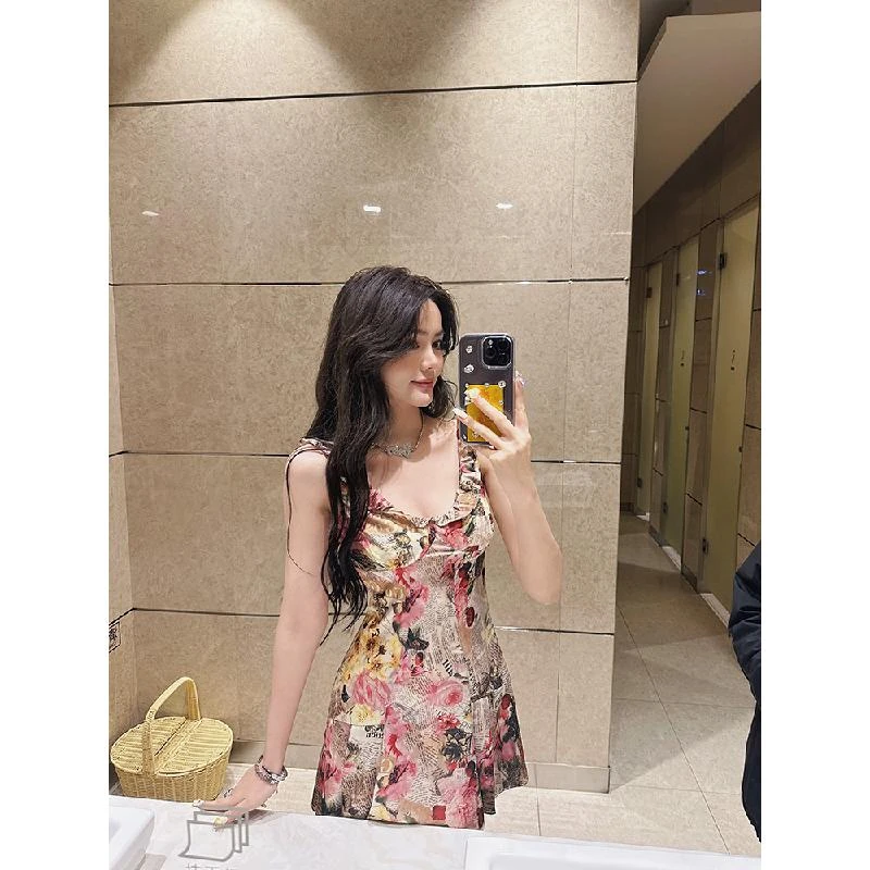 汤元家sd 碎花吊带连衣裙女夏季2023新款收腰气质无袖短款碎花裙