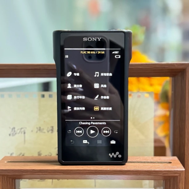 95新 Sony/索尼 NW-WM1A黑砖无损音乐播放器