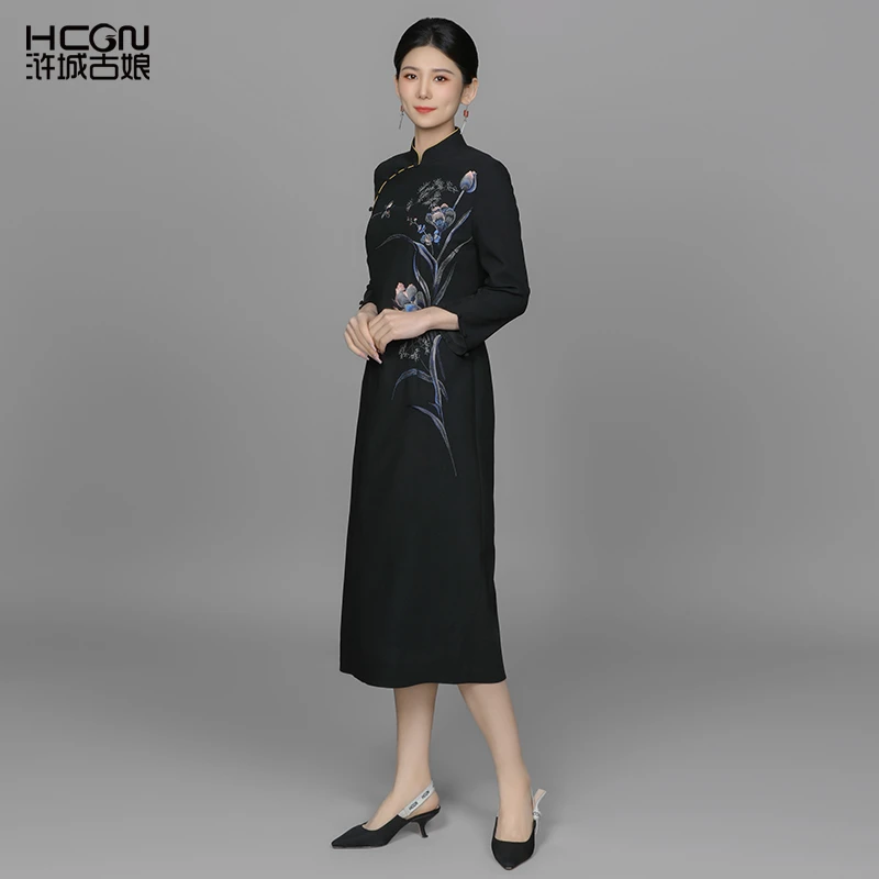 2025春秋中式重工刺绣花复古设计感立领长袖郁金香连衣裙ACL17928