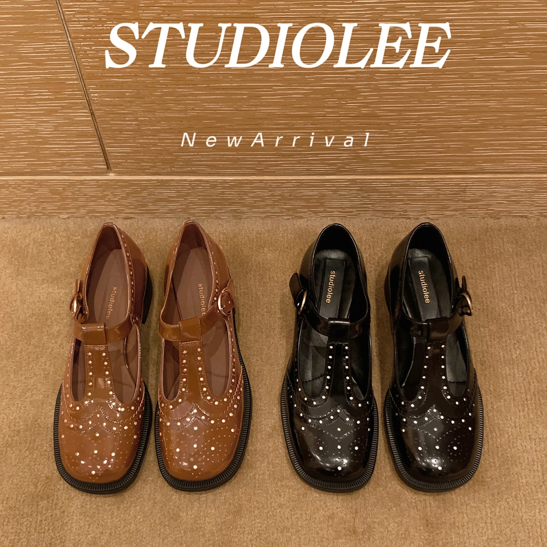 miu家巴洛克雕花圆头粗跟T带乐福鞋小皮鞋气质时尚休闲百搭女士