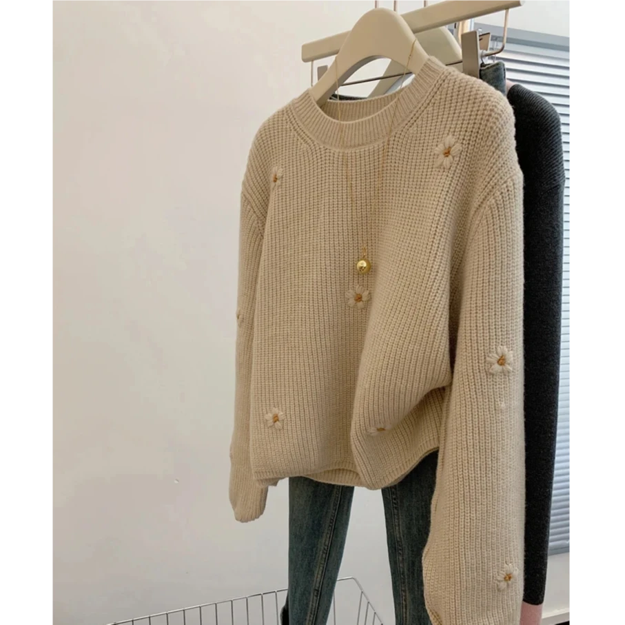 2024新款慵懒风高级感刺绣杏色套头针织衫上衣冬季2730