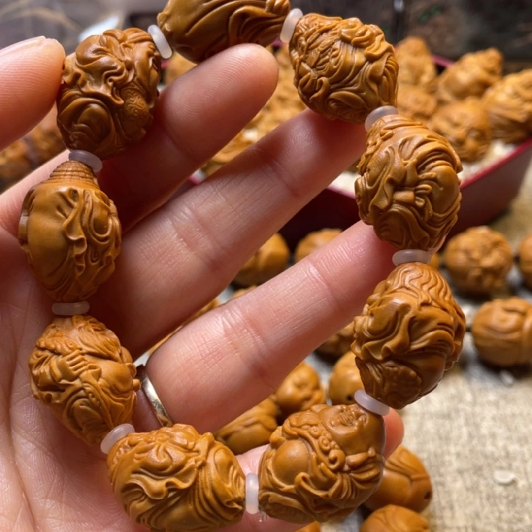 【闪购商品】橄榄核雕群仙会