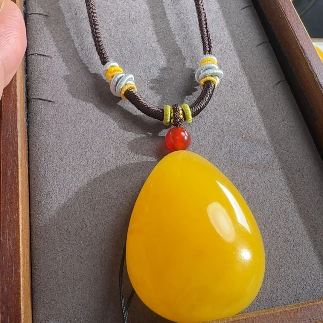 蜜蜡毛衣链未镶嵌四*草