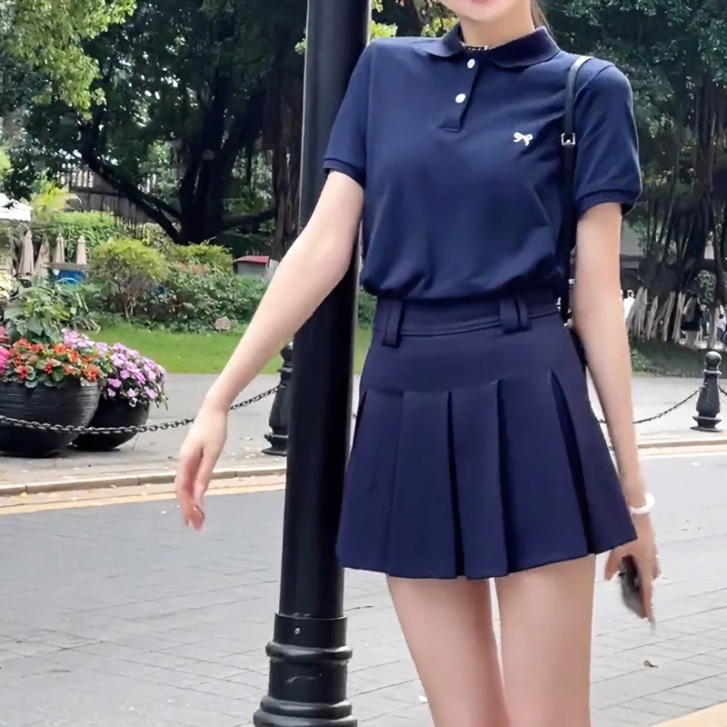 夏季透气百搭学院风女士蝴蝶刺绣POLO领上衣+气质显瘦百褶裙套装