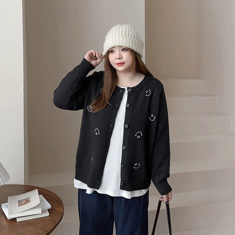 CD6663大码女装【慵懒风圣诞穿搭】秋冬季刺绣笑脸针织开衫毛衣外套