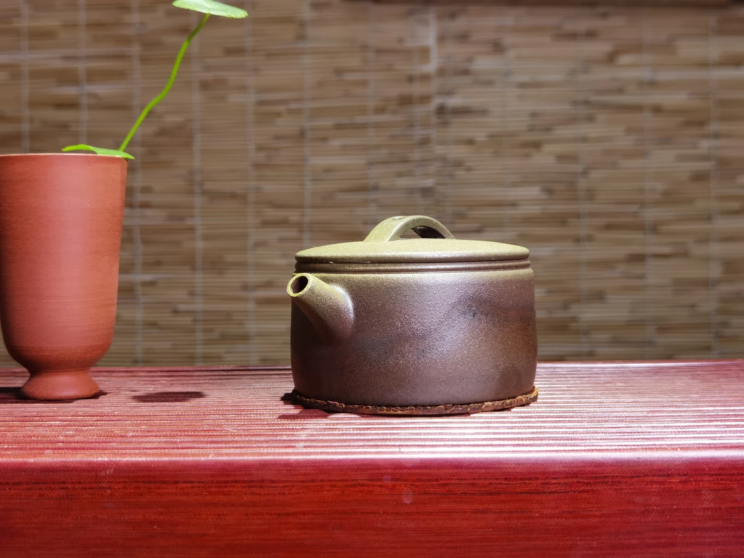 荣昌陶柴烧汉瓦壶（150CC）