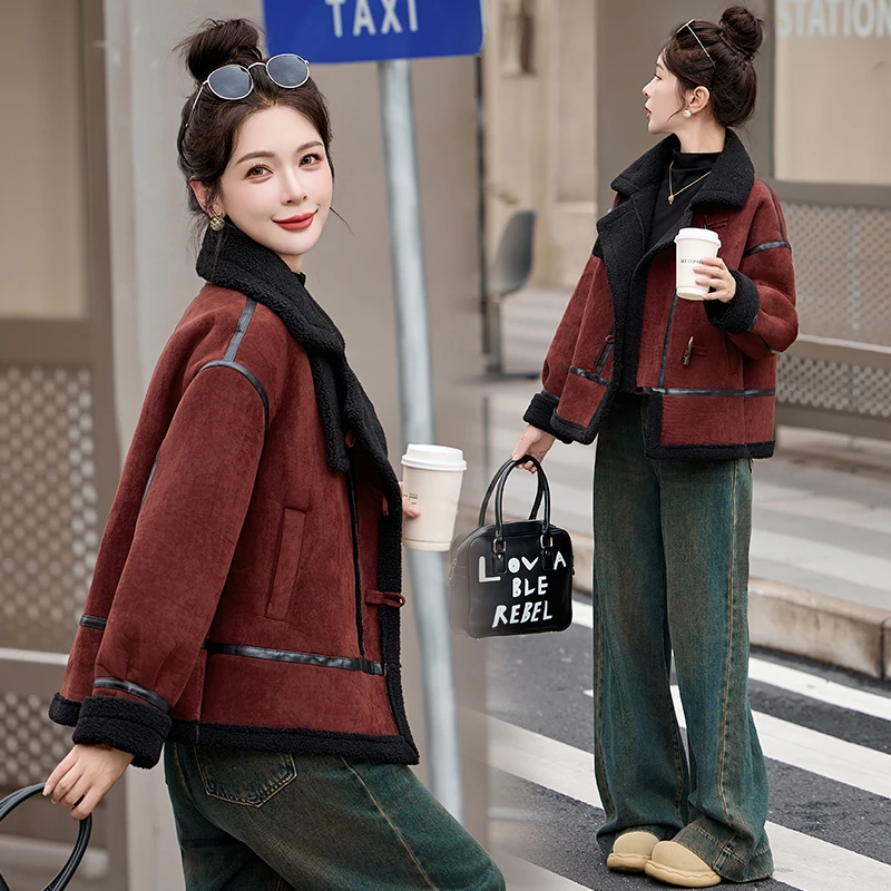 欧洲站皮毛一体外套2024秋冬新款高级感小个子牛角扣羊羔毛呢上衣