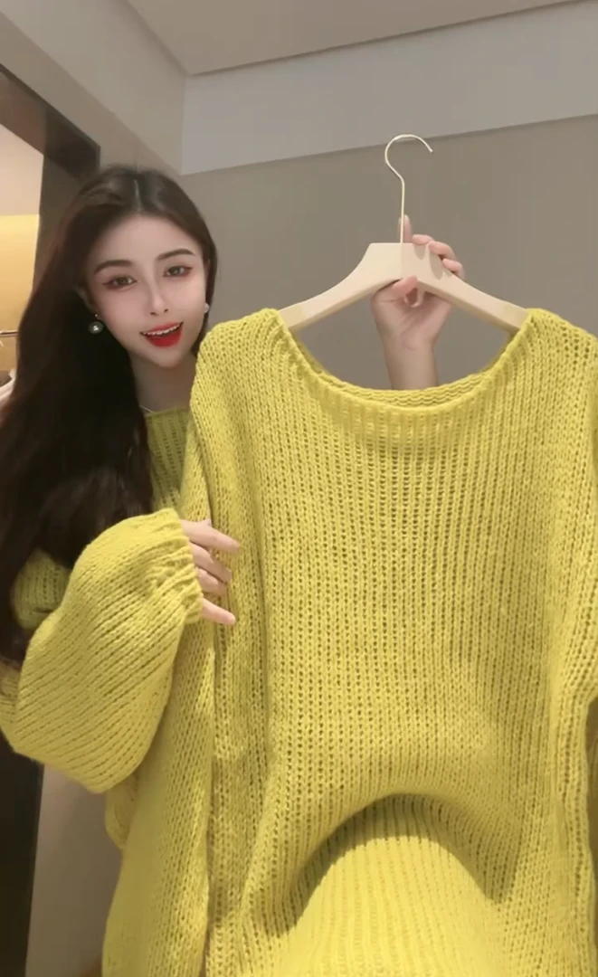 白色刺绣针织衫2024新款早秋女圆领洋气风独特别致的上衣绝美小衫
