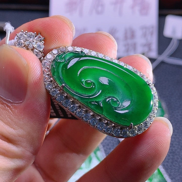 【闪购商品】翡翠颈饰未镶嵌翡翠