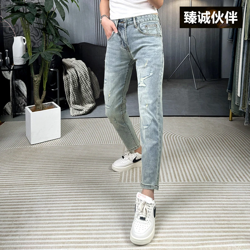 【欧货潮牌男士牛仔裤】春夏薄款九分浅色修身小脚破洞个性裤子男