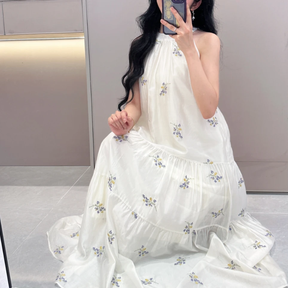 【清】宛宛类卿 高个子背心连衣裙夏季新款法式甜美刺绣初恋长裙671