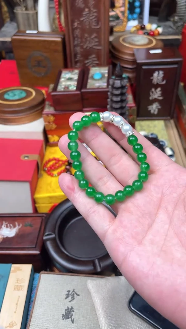 玛瑙/玉髓手串未镶嵌---------------绿玛瑙