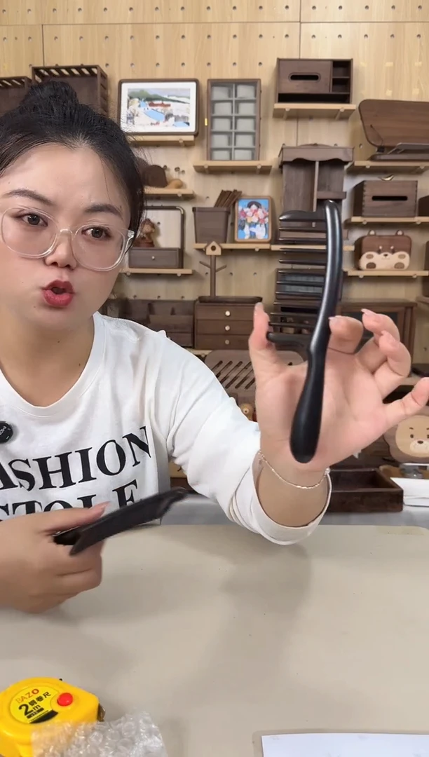 木紫光檀宽齿梳子