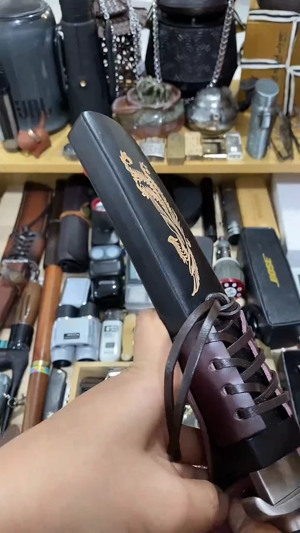 瓷片闪购商品  如图所示