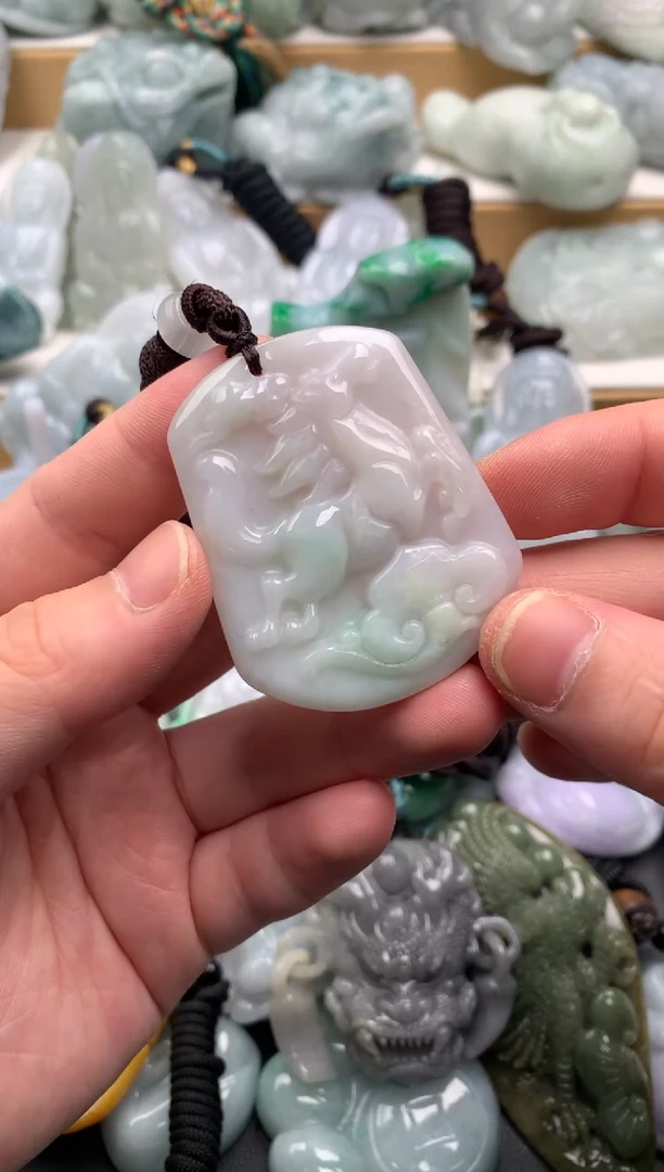 吊坠(不含链)未镶嵌翡翠1