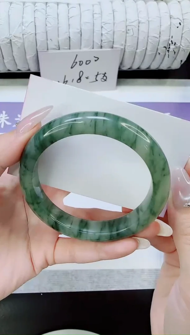 未镶嵌手镯石英质玉33/56.7