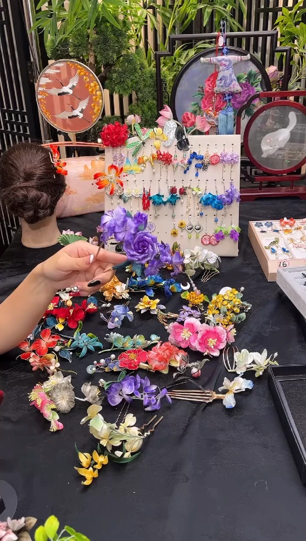 织绣柳*依非遗手工苏绣饰品