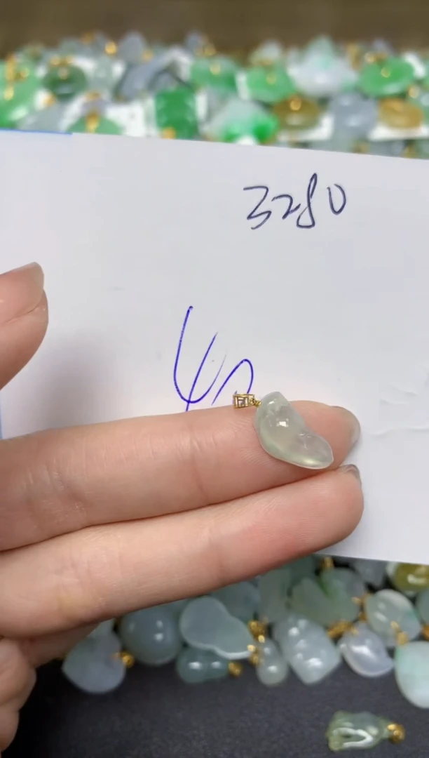 【闪购商品】翡翠颈饰18K金镶嵌 天然翡翠A货