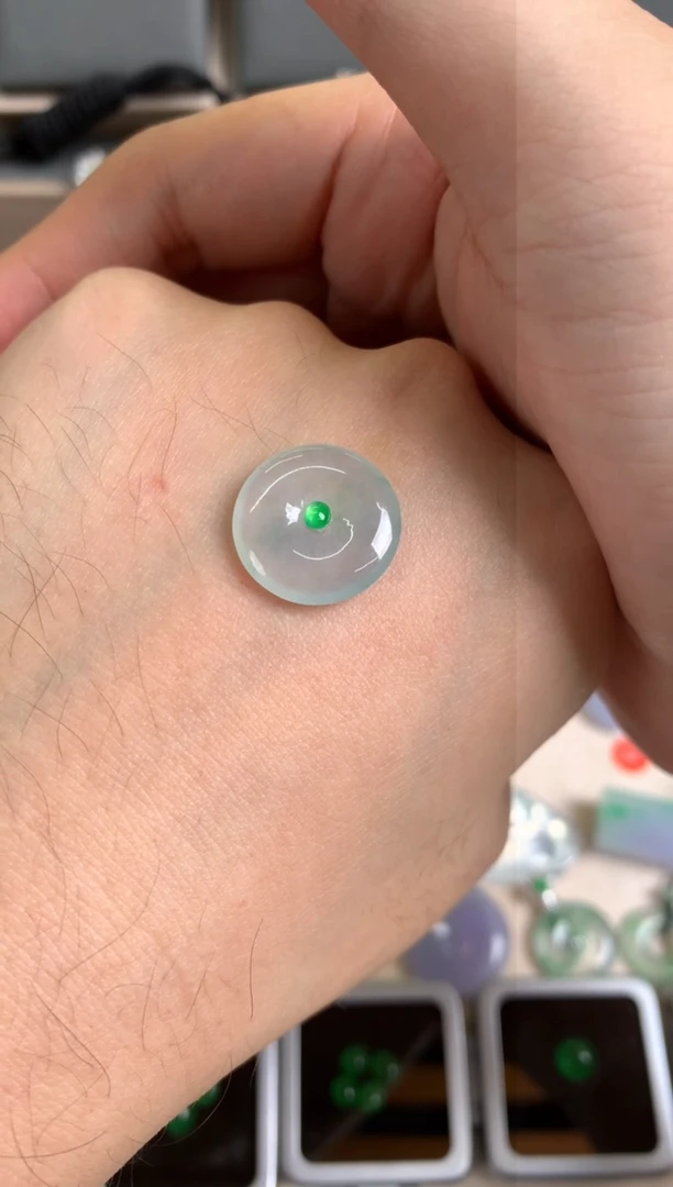 未镶嵌定制翡翠裸玉