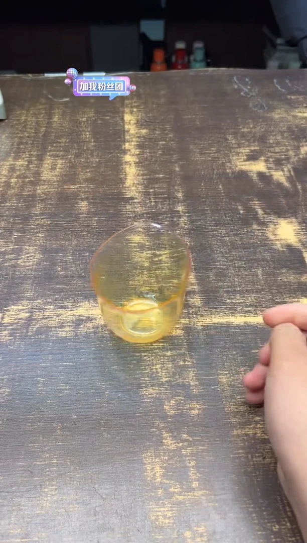 【闪购商品】/魏小玻水滴公杯（透明熏银）