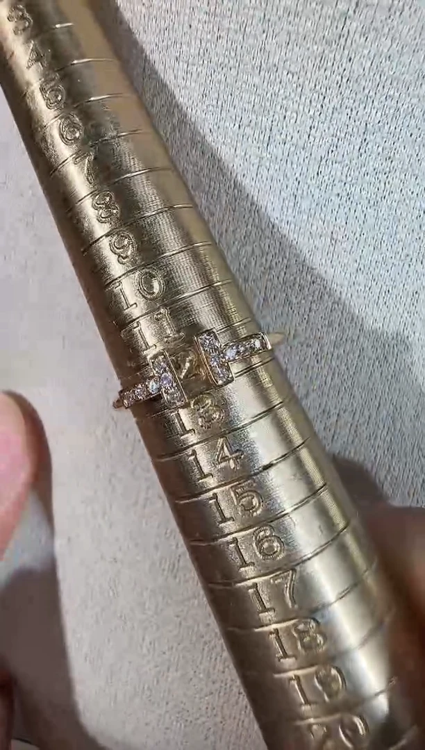 【闪购商品】钻石戒指18K金镶嵌k红