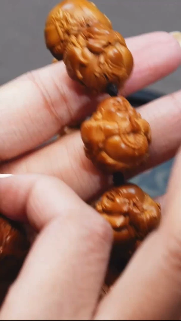 手串/手链橄榄核在*跑聚宝弥勒手串