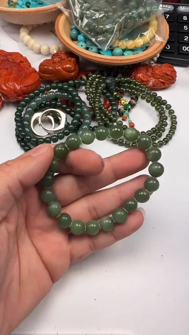 未镶嵌手串和田玉（碧玉）和田碧玉